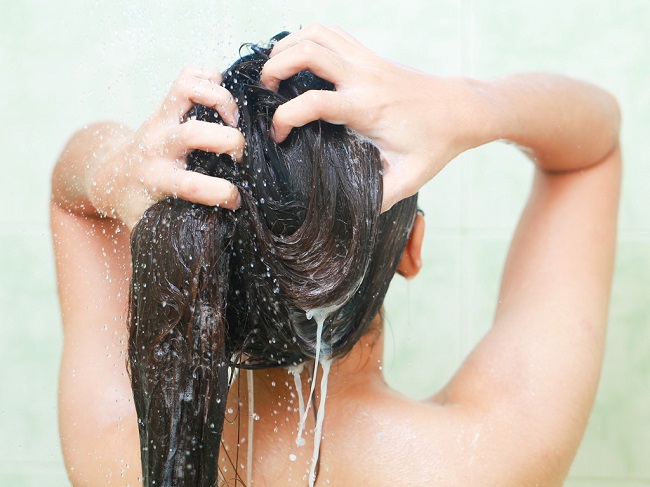 How many times to wash your hair in a week?